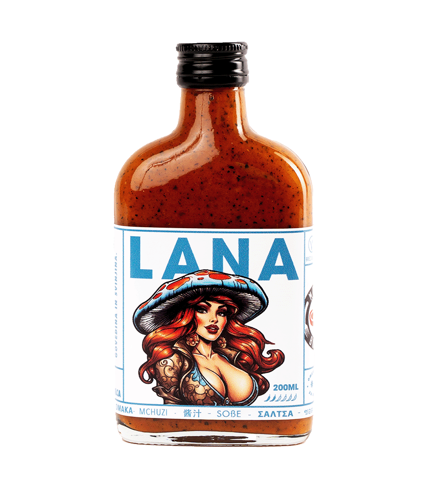 Lana SOS Meat Business Collabex je dimljena, fermentirana čili omaka iz lokalnih sestavin, ustvarjena v sodelovanju z Meat Business.