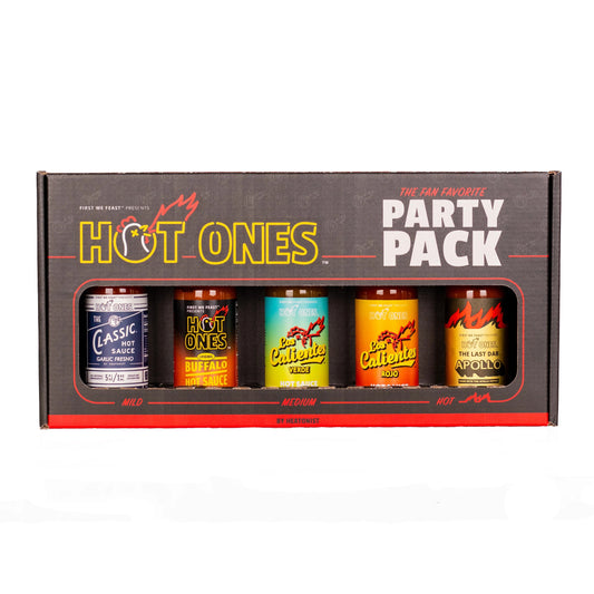 Alt image description:
Hot Ones Fan Favorite Party Pack komplet s petimi najbolj priljubljenimi pekočimi omakami iz oddaje Hot Ones, od garlic everyday omak do ekstremno pekočega The Last Dab Apollo.