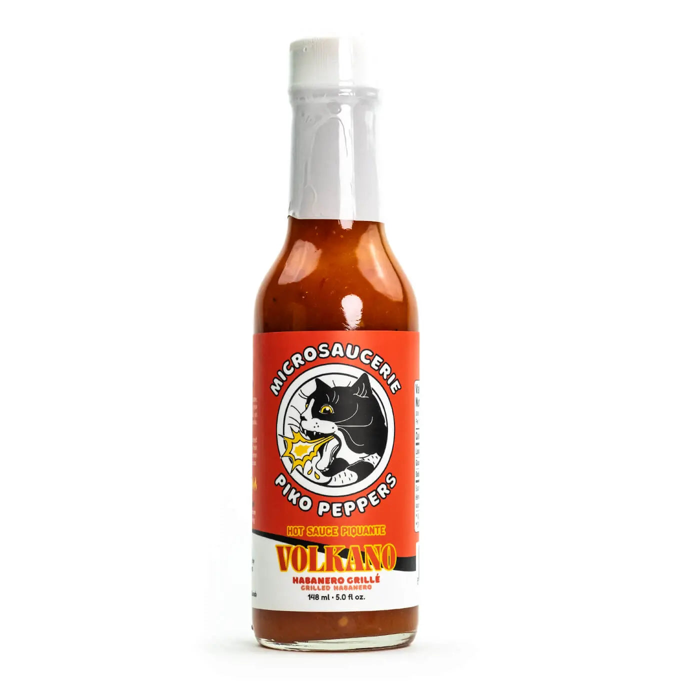 Piko Peppers Volkano je pekoča omaka iz Montreala z dimljenim habanero čilijem, limoninim sokom in česnom, z intenzivnim poletnim okusom in naravno sestavo.